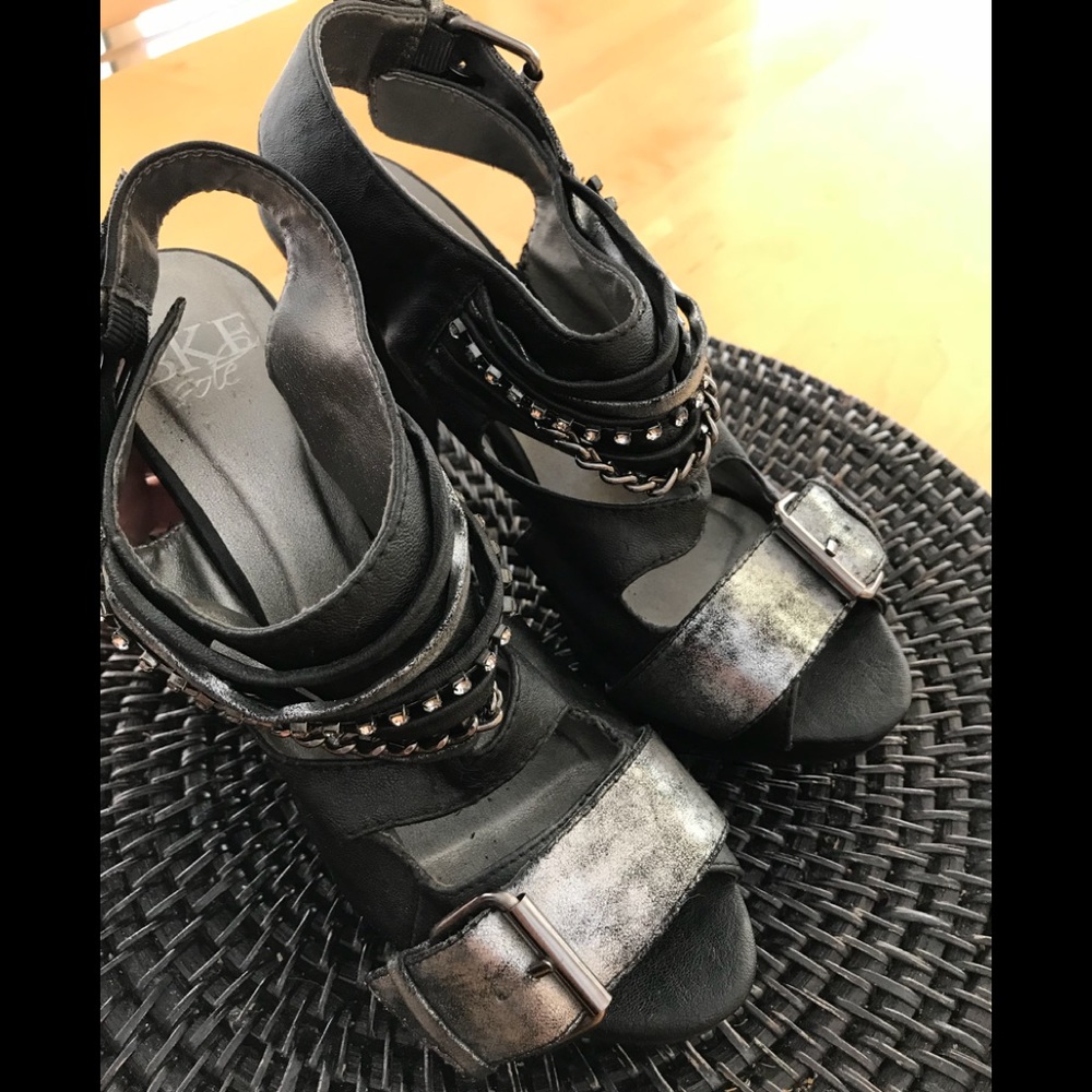 COPY - Fabulous NEW BKE Sole Sz 7.5 HEELS!